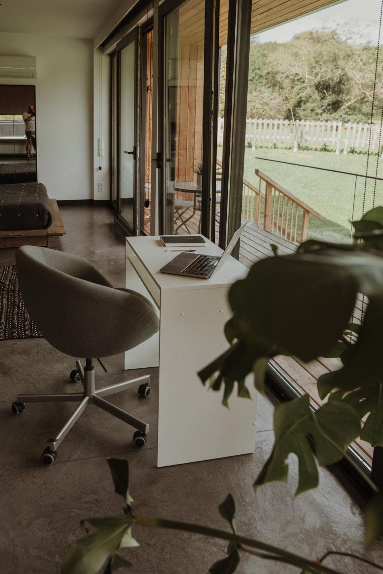 Vibe Luxury Cabins Arnuero Ngoại thất bức ảnh