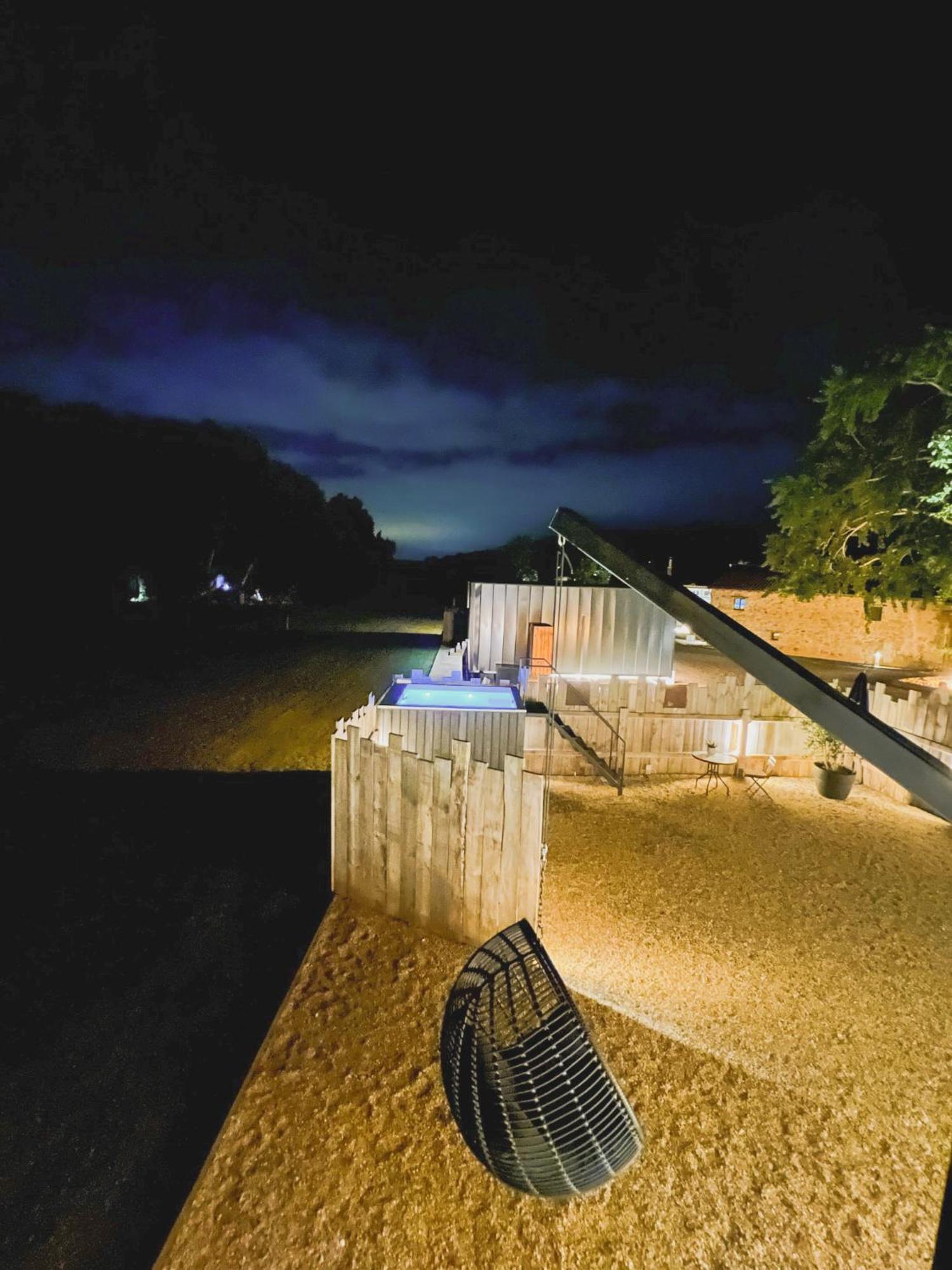 Vibe Luxury Cabins Arnuero Ngoại thất bức ảnh